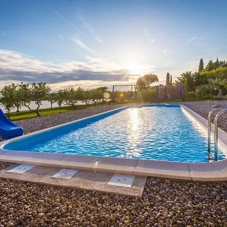 Zuccon Comfortable Holiday Villa