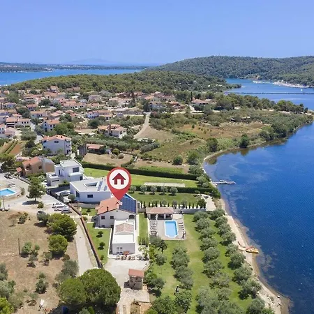 Zuccon Comfortable Holiday Villa Medulin